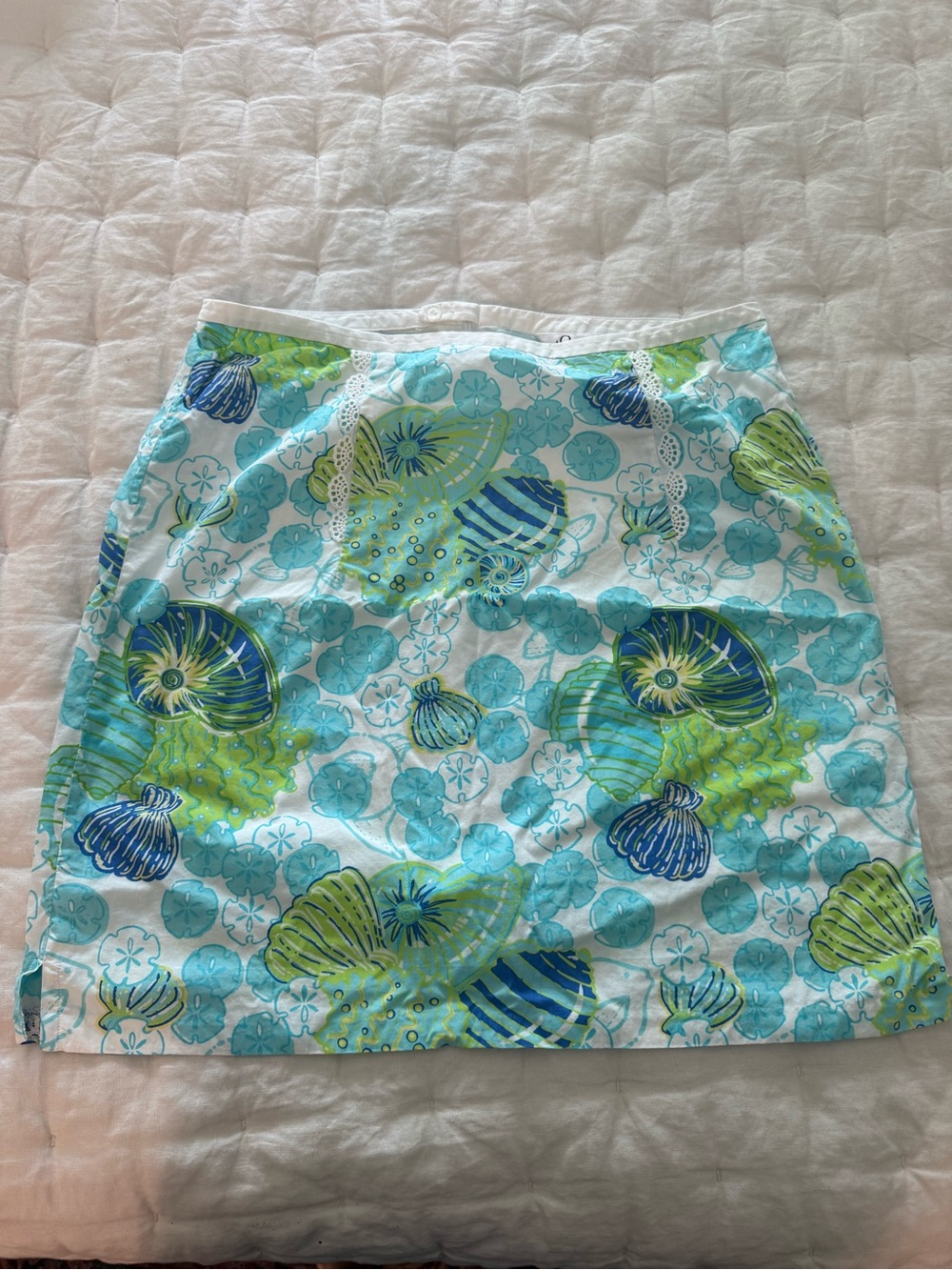 Lilly Pulitzer Sea skirt size 6 vintage white label